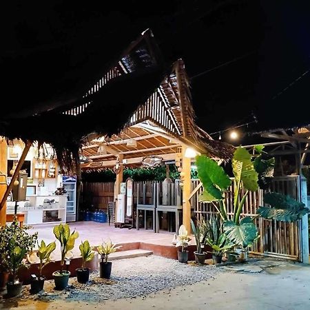 Rgl Place Siargao جنرال لونا المظهر الخارجي الصورة